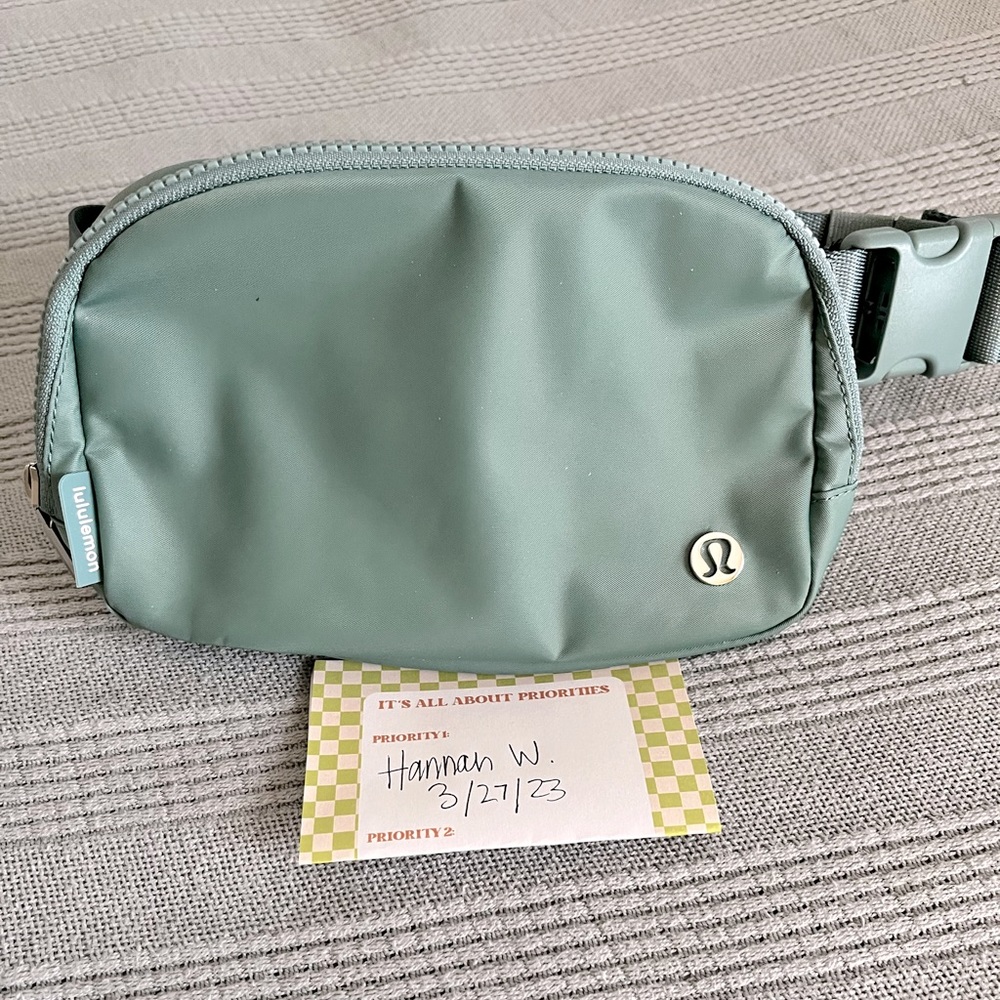 Lululemon Everywhere Belt Bag Tidewater Teal